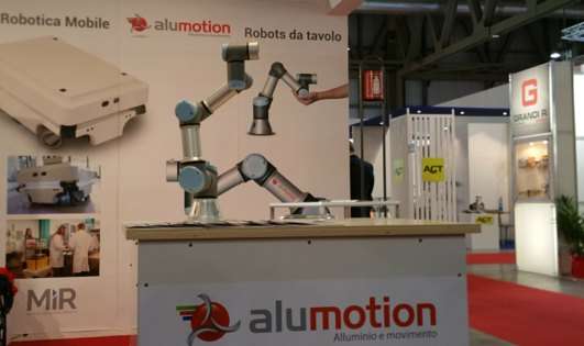 Presentazione UR3 Ipack-Ima 2015