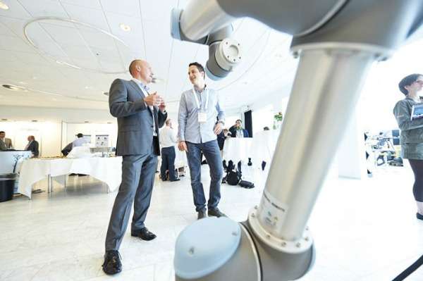 Robobusiness Universal Robots