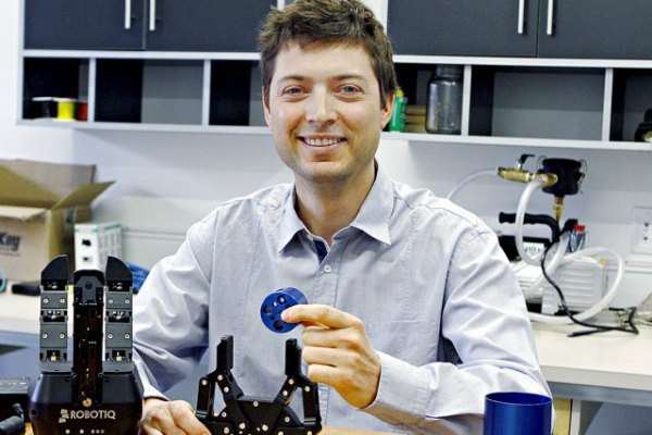 Samuel Bouchard -Robotiq-
