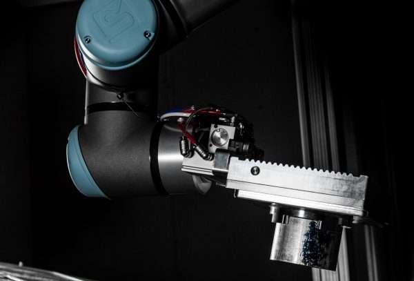 morsa robot industriale