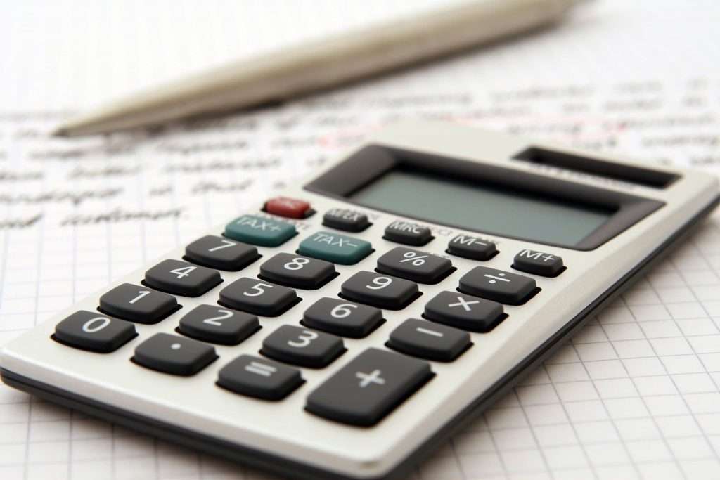 servizi finanziari universal robots